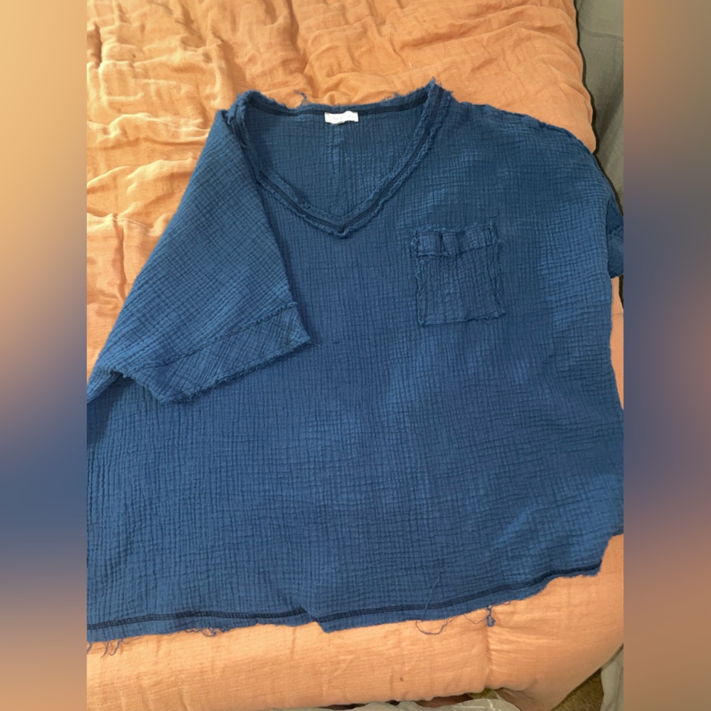 Navy top